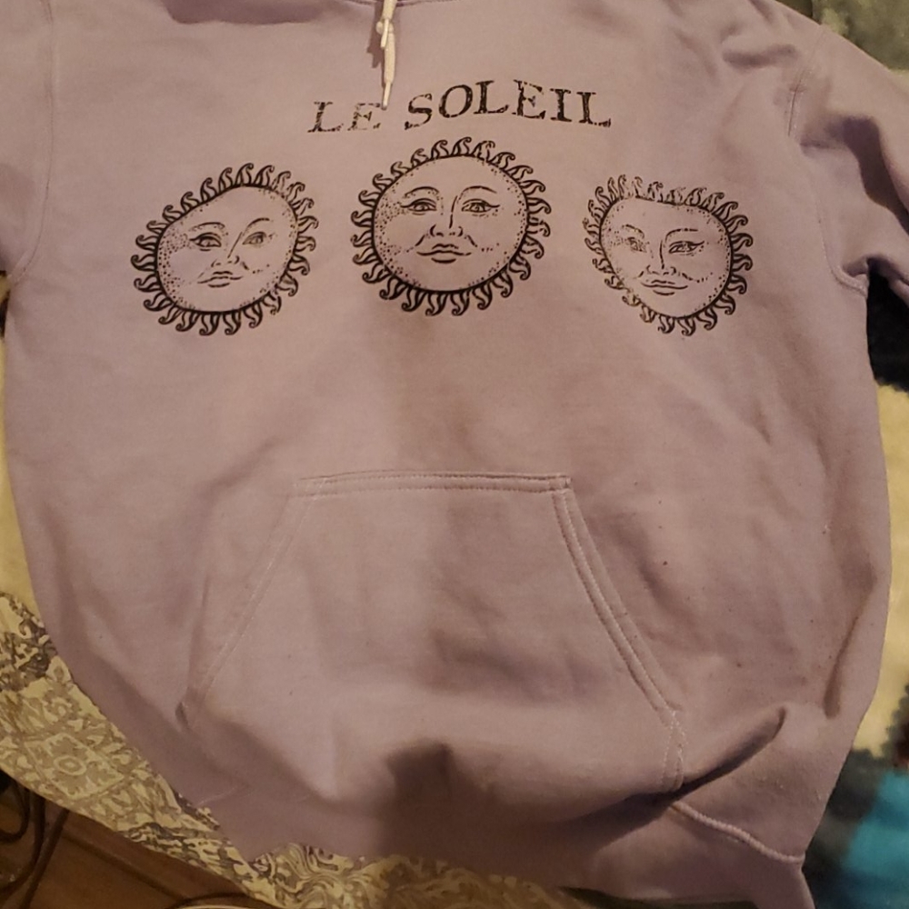 Sweatshirt